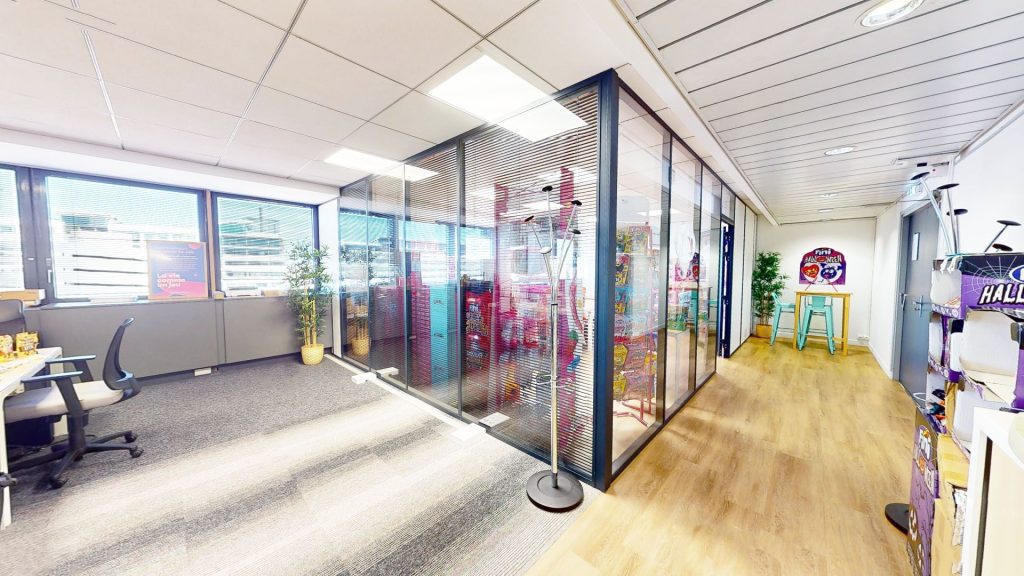 Travaux d'agrandissement de la salle de réunion Fini Company à Lyon-LFS-Inspiration agrandissement de la salle de réunion