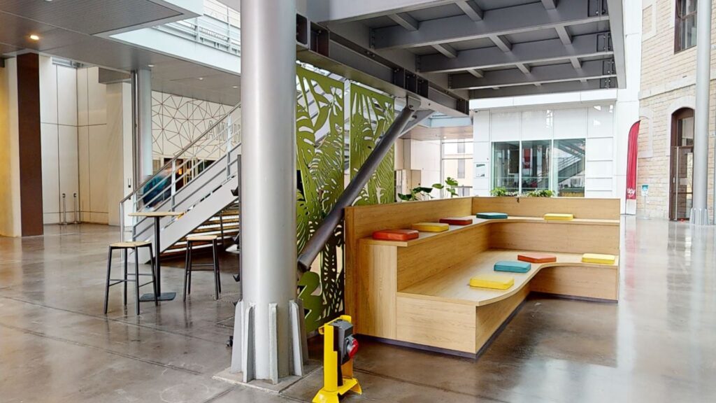 aménagement de halls d’accueil Menuiseries intérieures