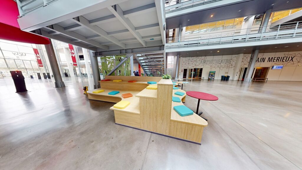 aménagment de halls d'accueil Menuiseries intérieures