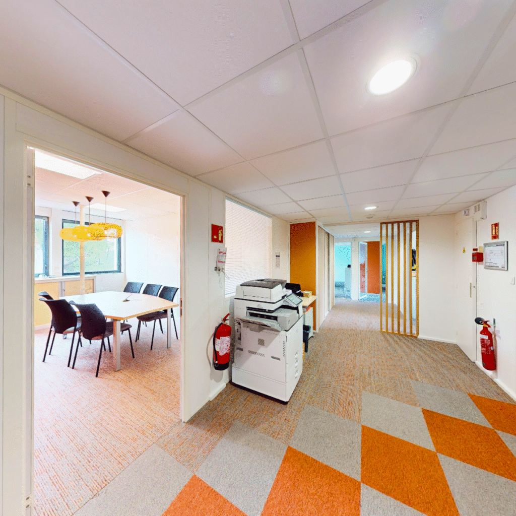 Aménagement de bureaux à Lyon – Un second souffle pour des espaces pleins d’énergie-LFS-Inspiration Aménagement de bureaux à Lyon