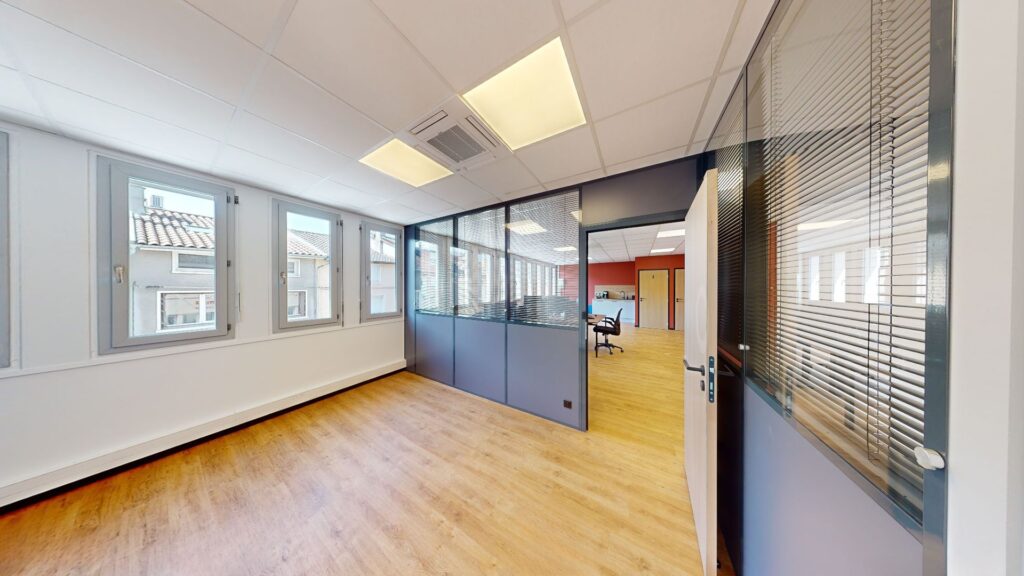 Aménagement de bureaux à Lyon – Un nouveau souffle pour les locaux d’Only Compta-LFS-Inspiration aménagement de bureaux à lyon