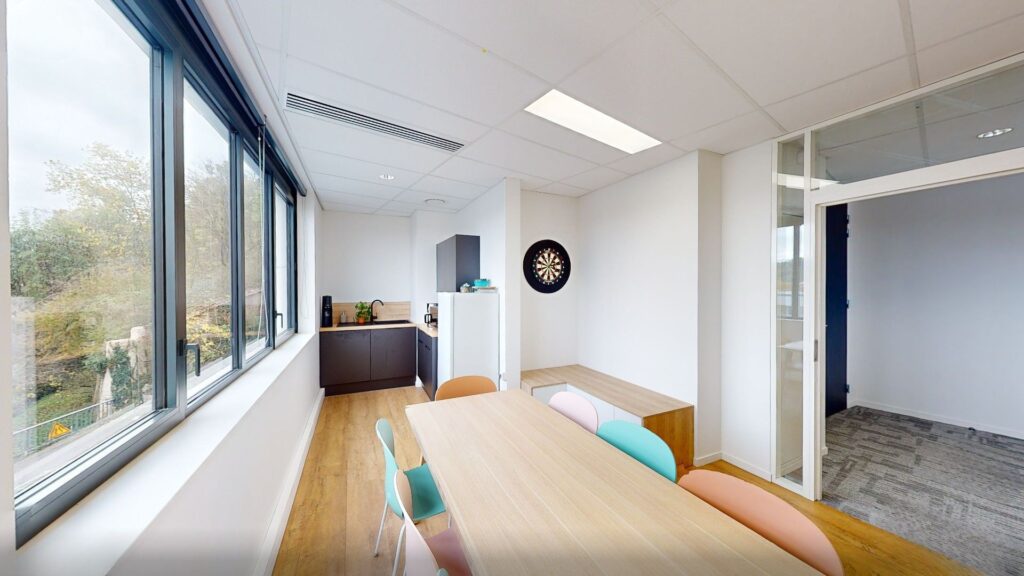 Aménagement d’espaces de travail à Lyon : un projet complet et sur mesure pour WELLINGTON-LFS-Inspiration aménagement d’espaces de travail à Lyon